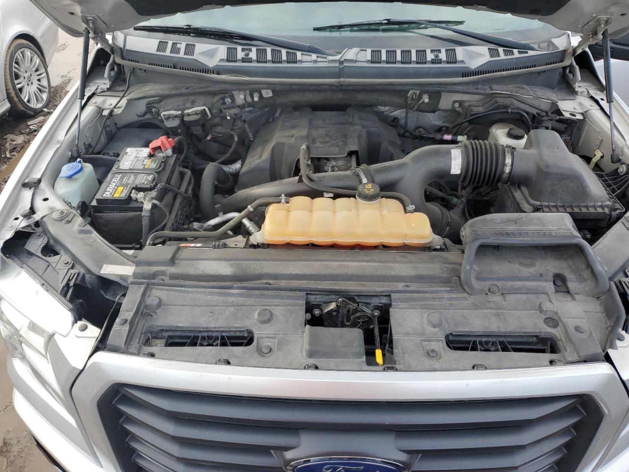 2015 Ford F-150 - Image 11