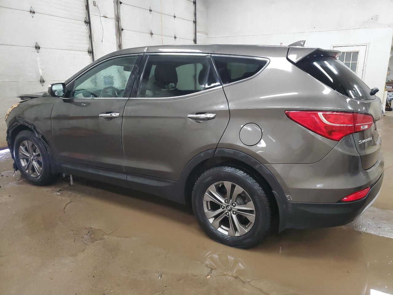 2013 Hyundai Santa Fe - Image 2