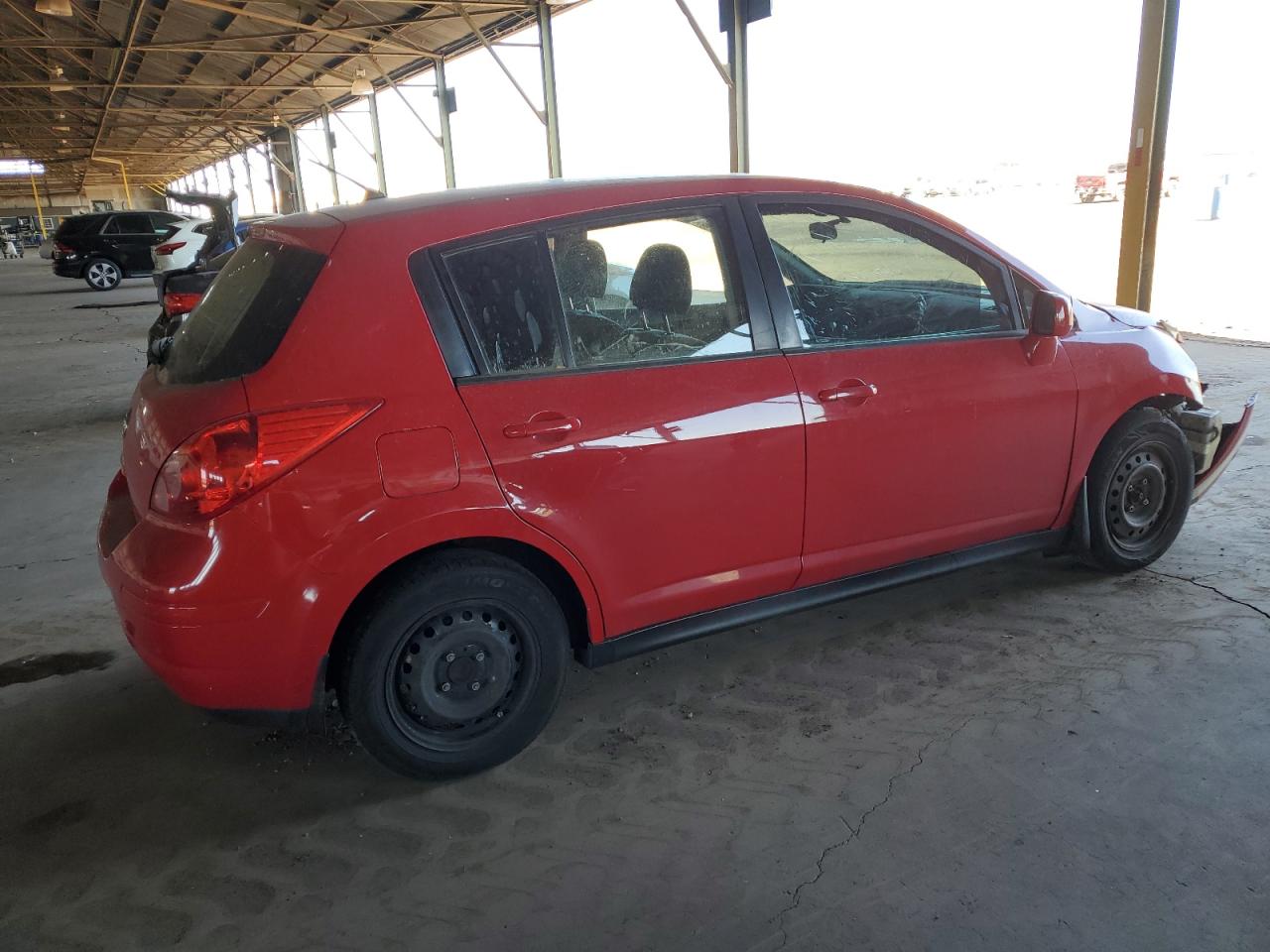 2010 Nissan Versa - Image 3
