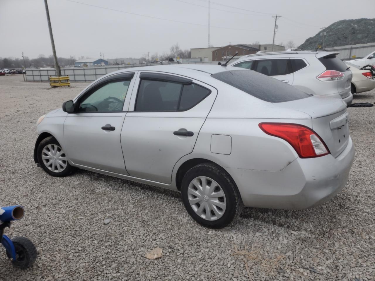 2013 Nissan Versa - Image 2