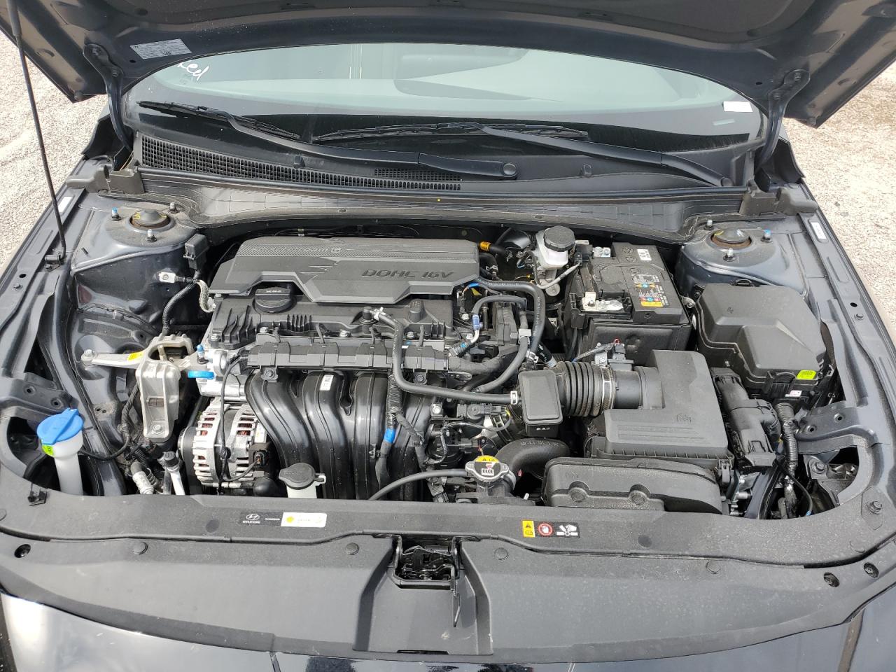 2025 Hyundai Elantra - Image 11