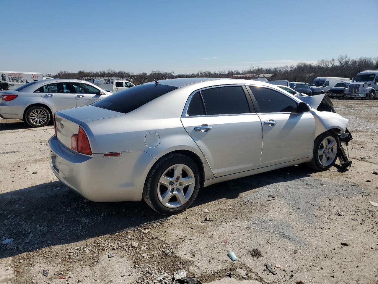 2009 Chevrolet Malibu - Image 3