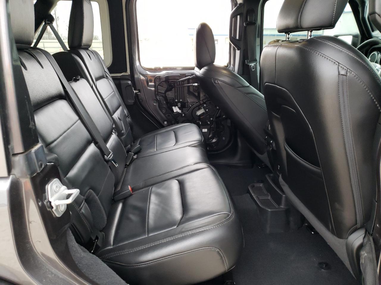 2021 Jeep Wrangler - Image 10