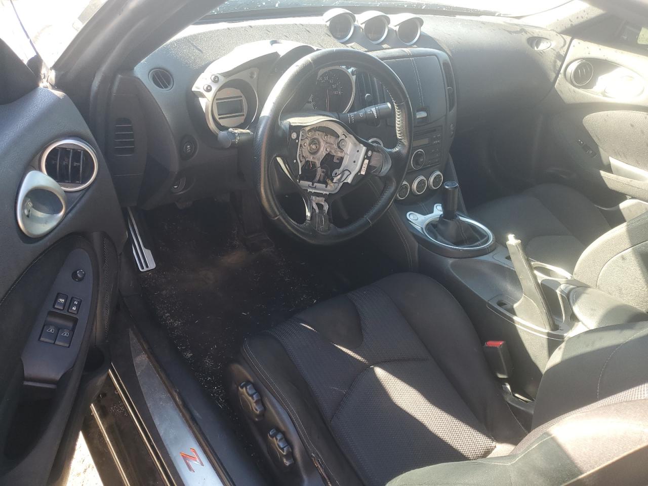 2012 Nissan 370Z - Image 8