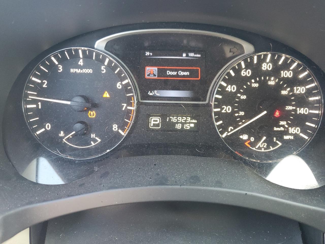 2015 Nissan Altima - Image 9