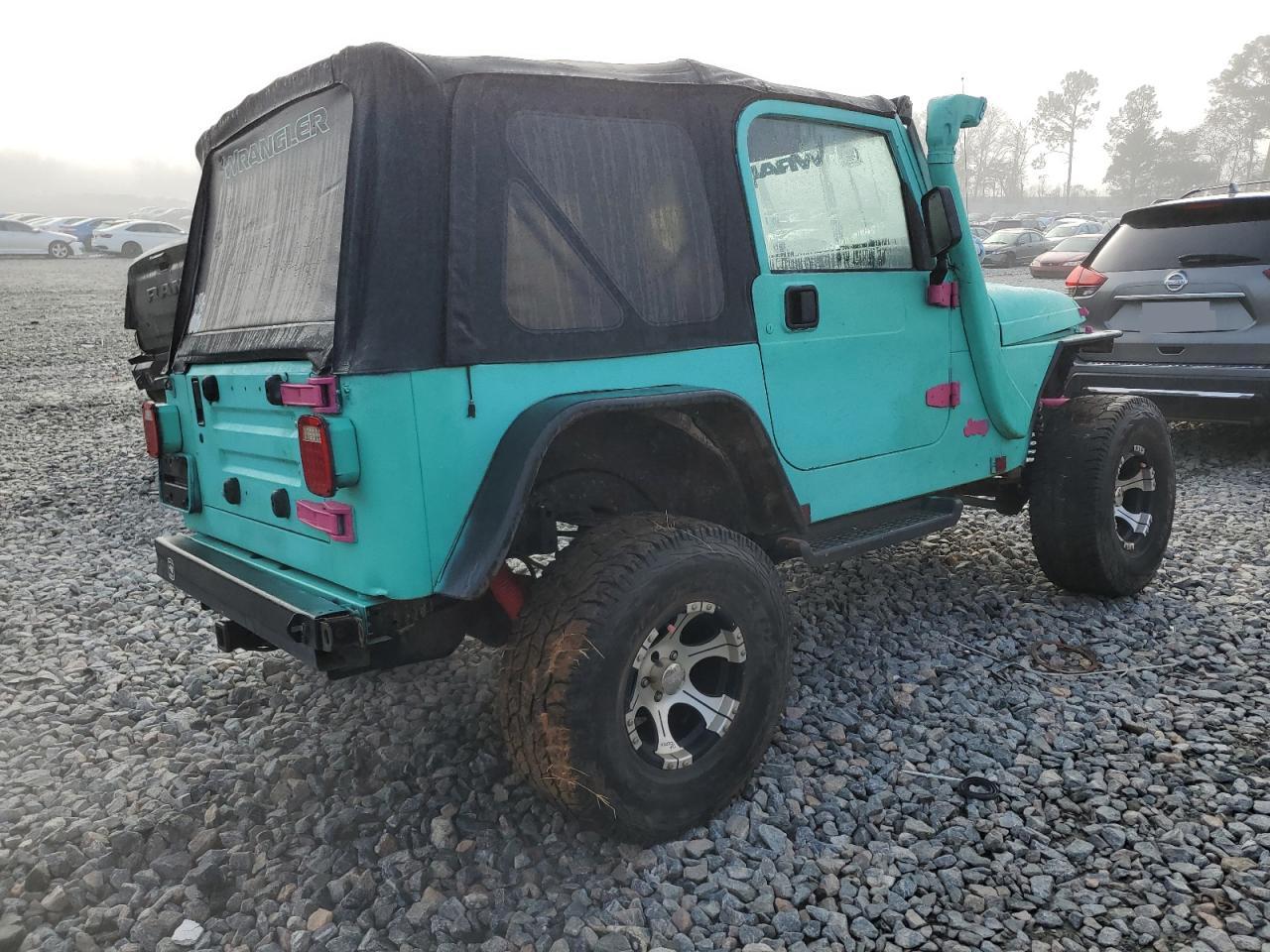 1997 Jeep Wrangler - Image 3