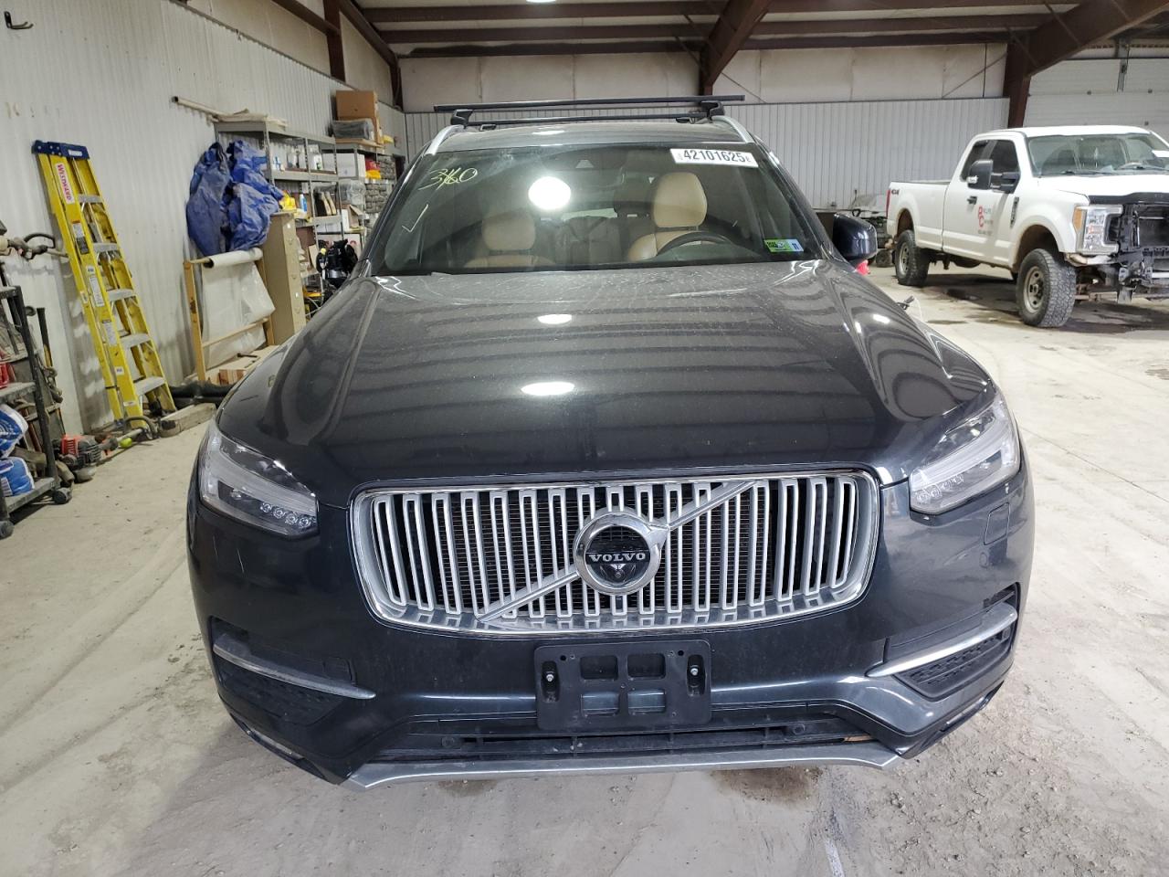 2017 Volvo XC90 - Image 5