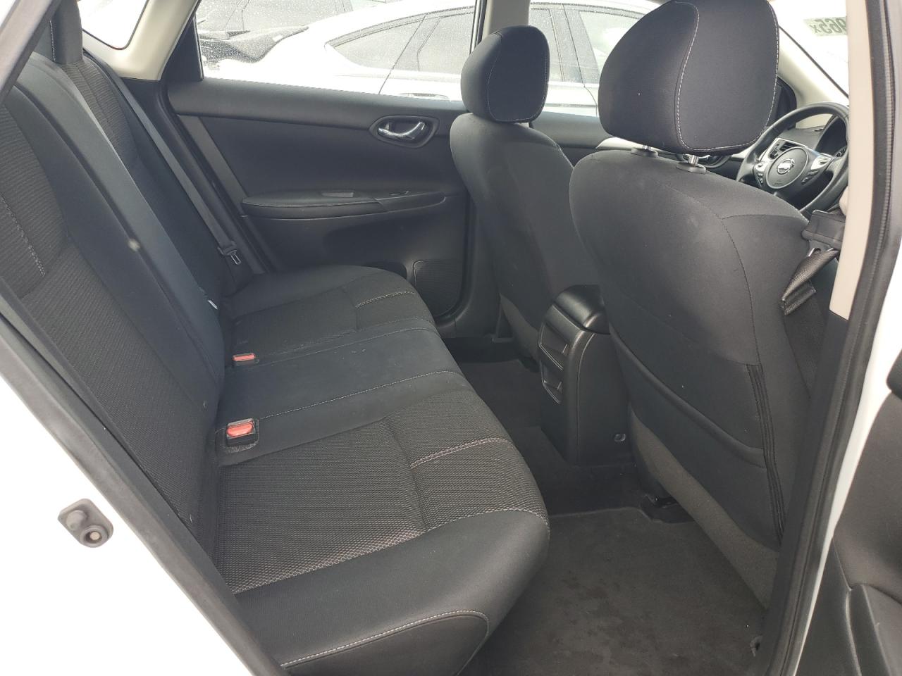2018 Nissan Sentra - Image 10