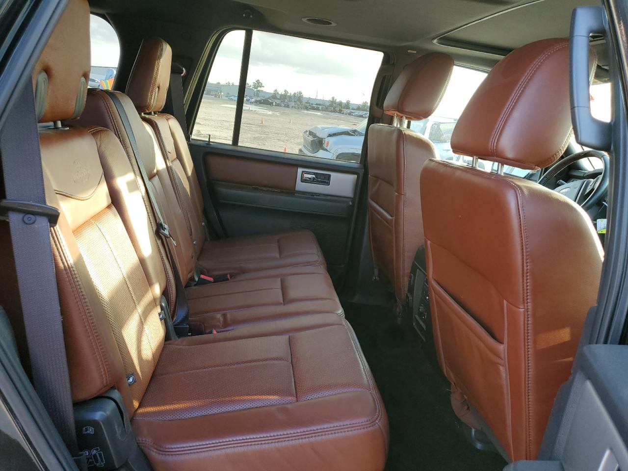 2013 Ford Expedition - Image 12
