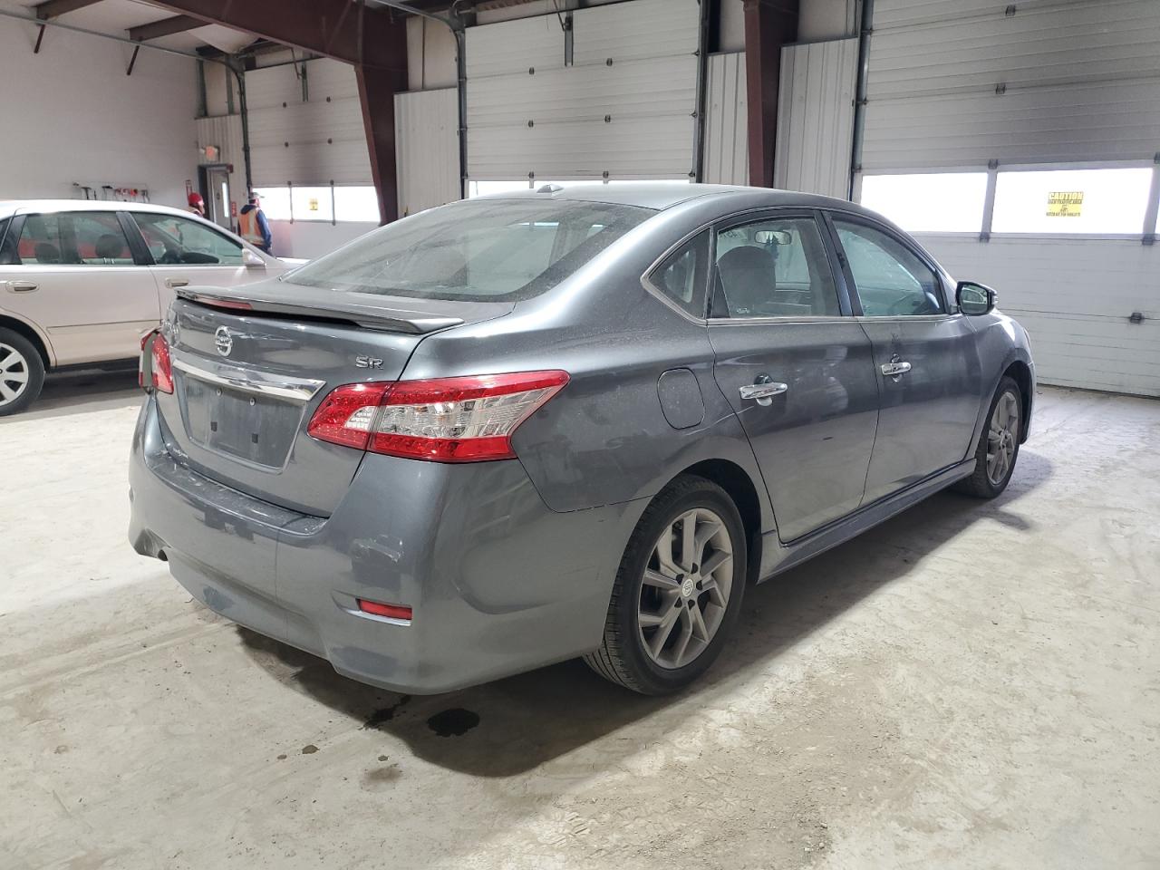 2015 Nissan Sentra - Image 3