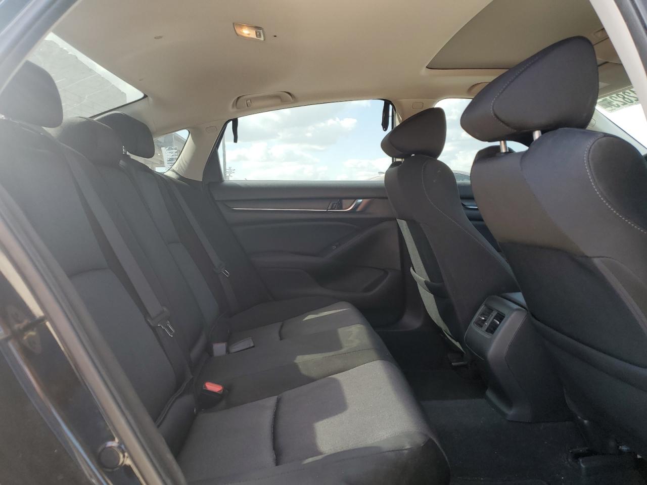 2019 Honda Accord - Image 10