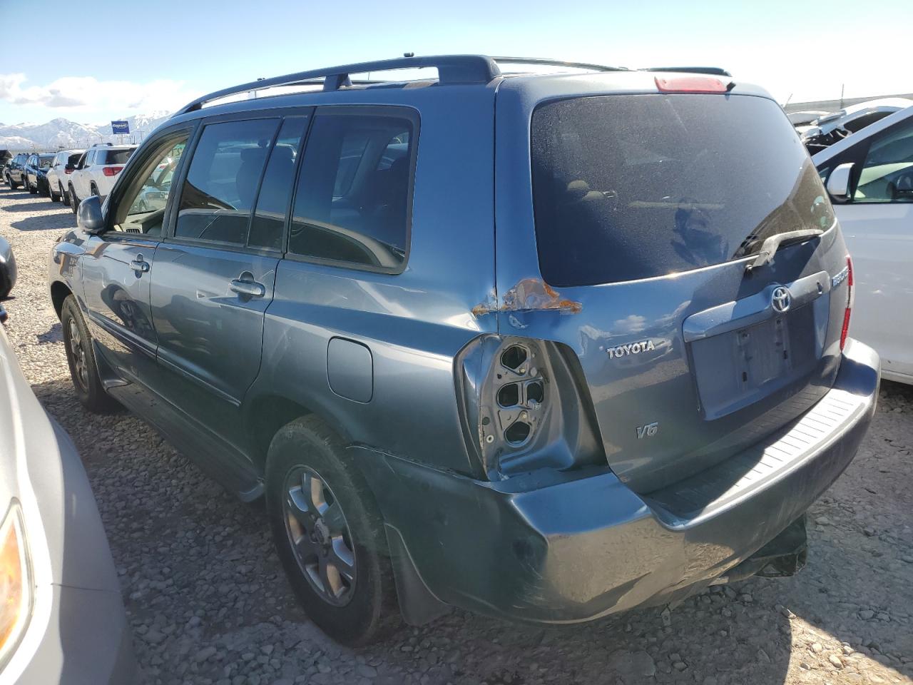 2005 Toyota Highlander - Image 2