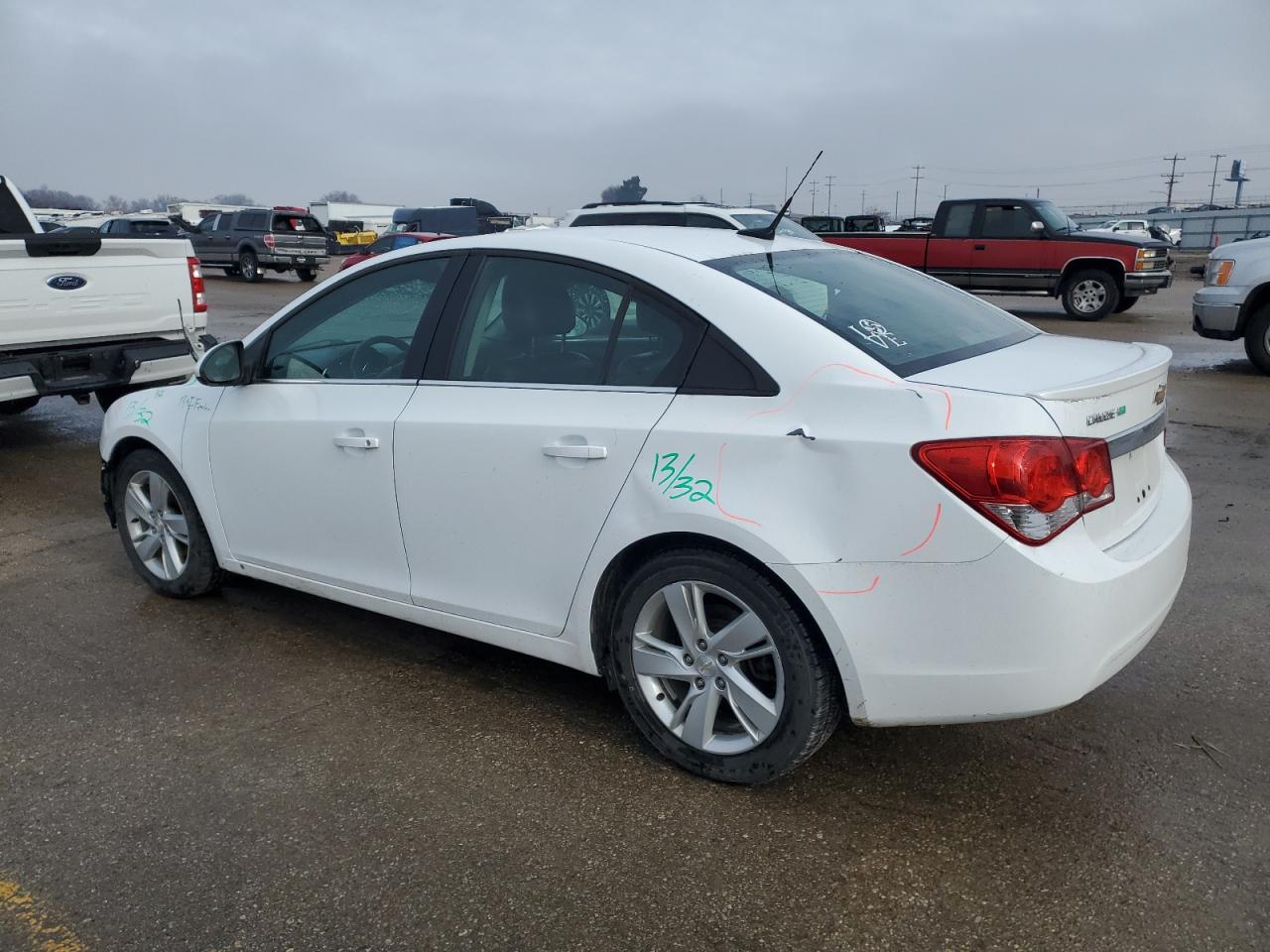2014 Chevrolet Cruze - Image 2