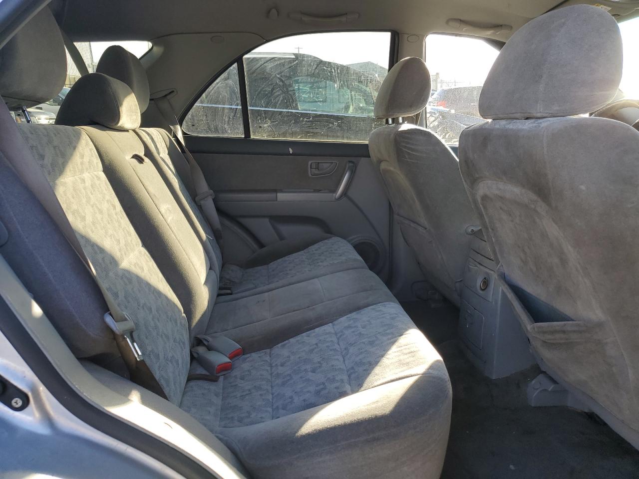 2007 Kia Sorento - Image 11
