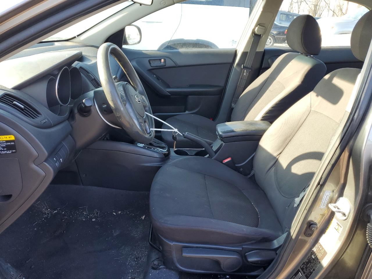 2012 Kia Forte - Image 7