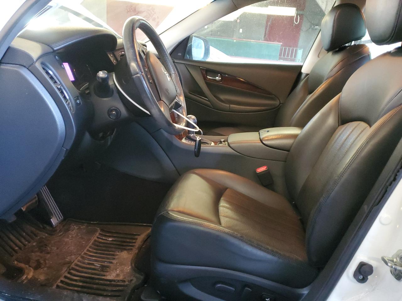 2017 Infiniti QX50 - Image 7