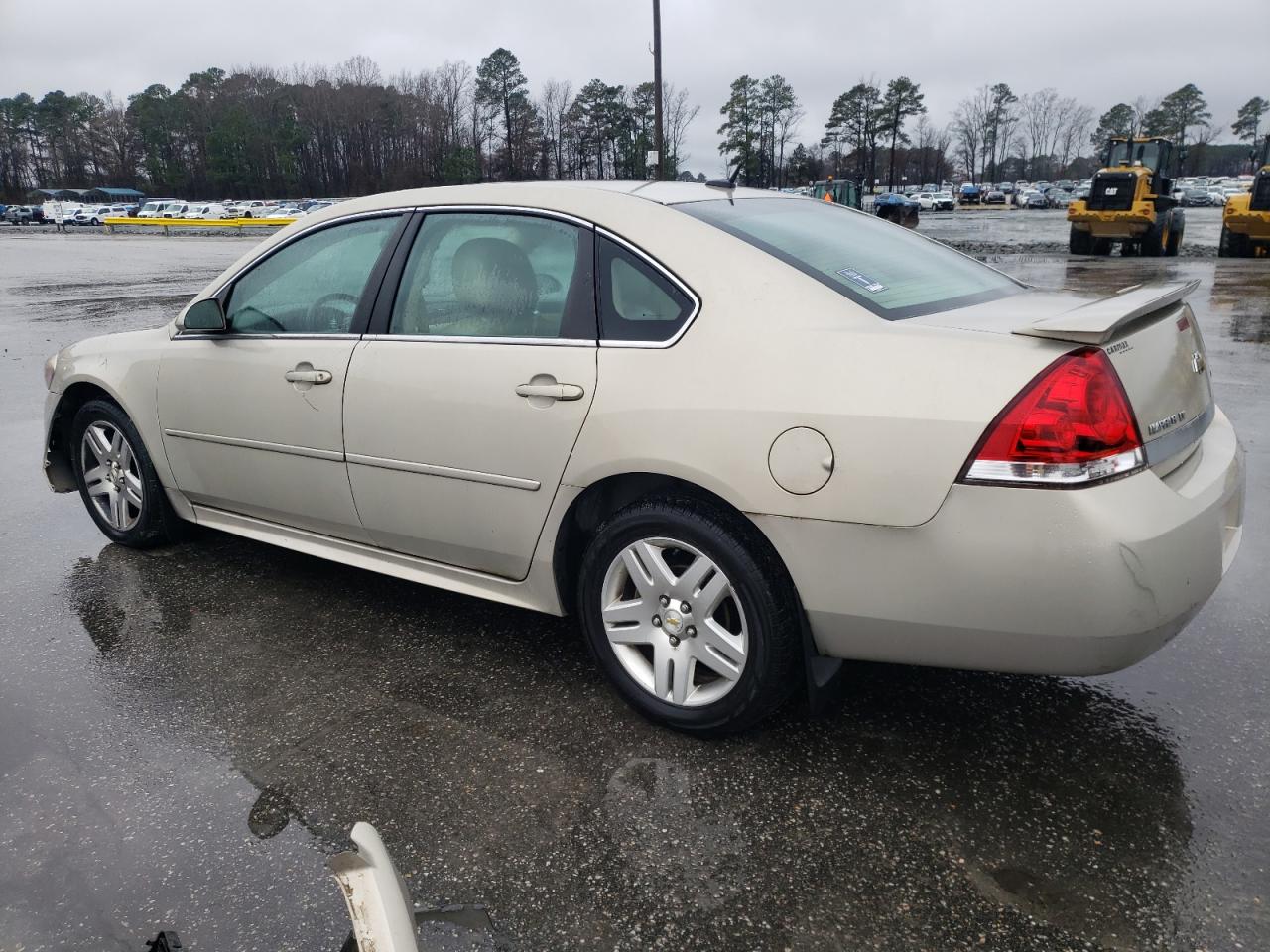 2011 Chevrolet Impala - Image 2