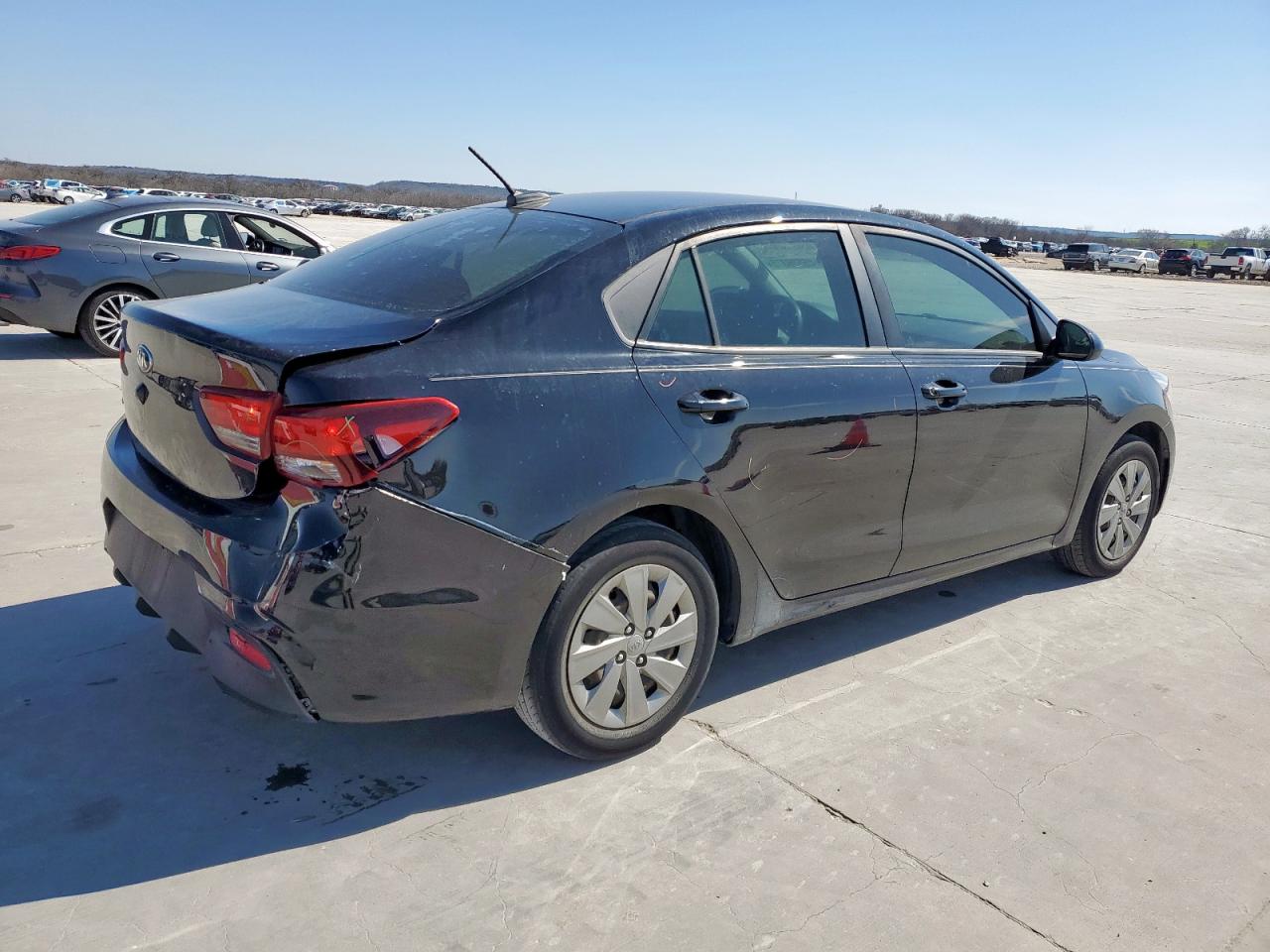 2020 Kia Rio - Image 3