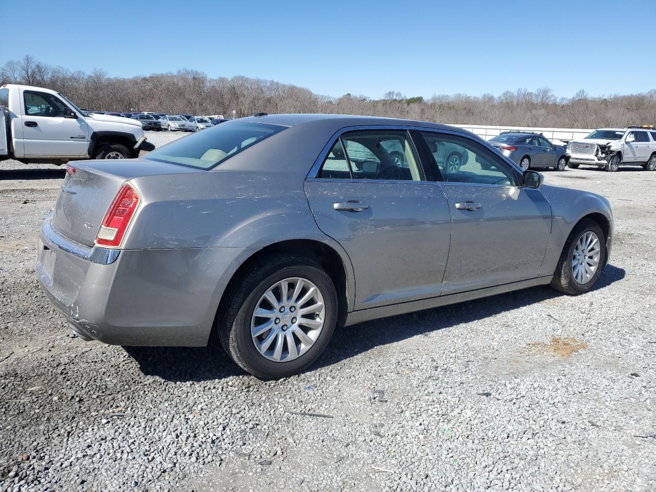 2014 Chrysler 300 - Image 3