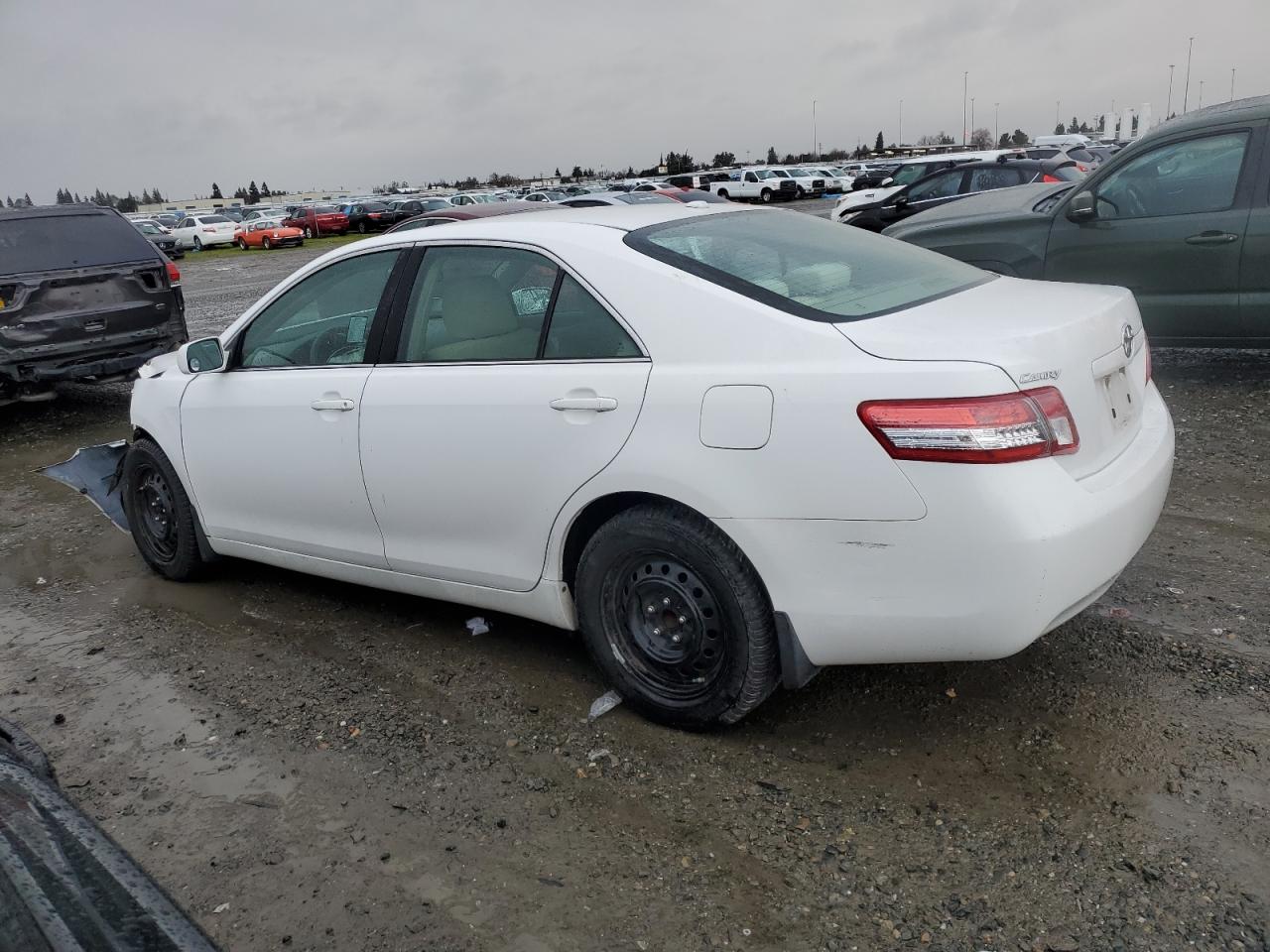 2011 Toyota Camry - Image 2
