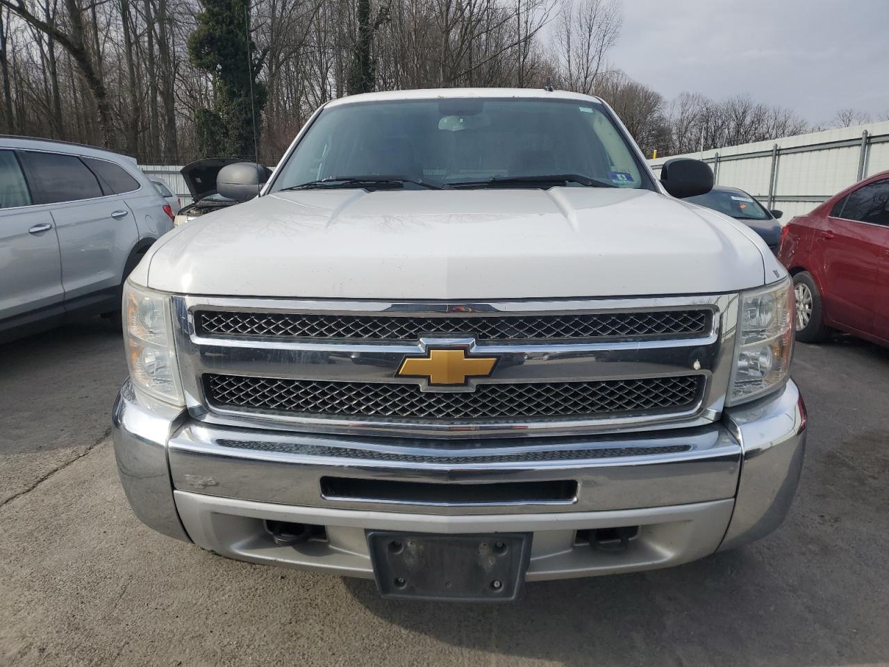 2013 Chevrolet Silverado - Image 5