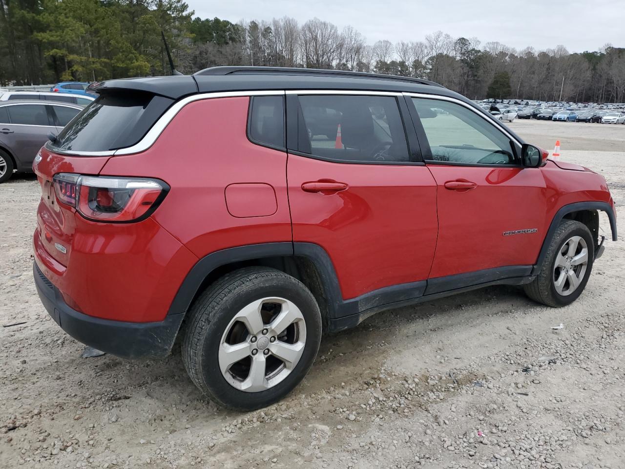 2018 Jeep Compass - Image 3