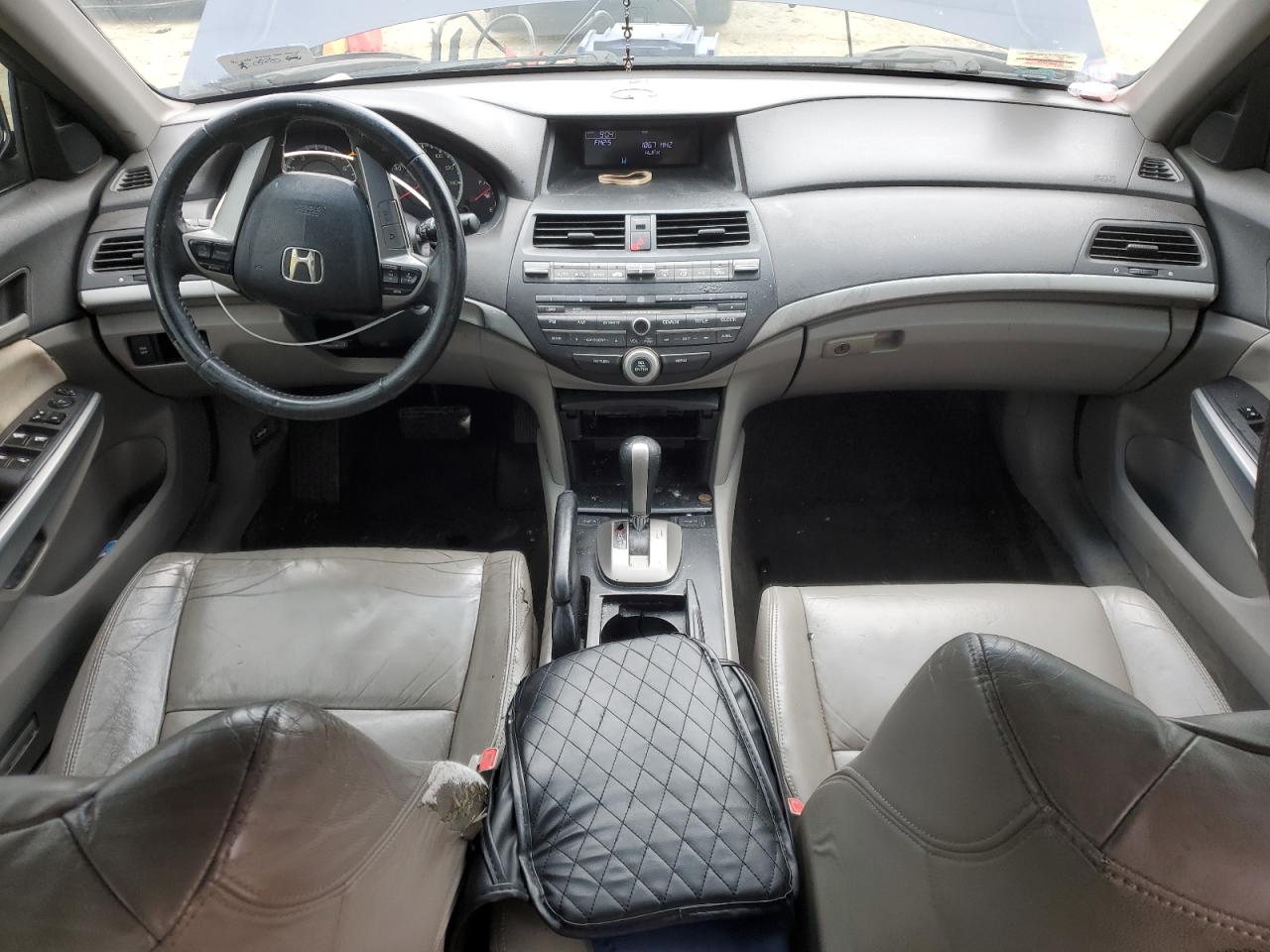2010 Honda Accord - Image 8