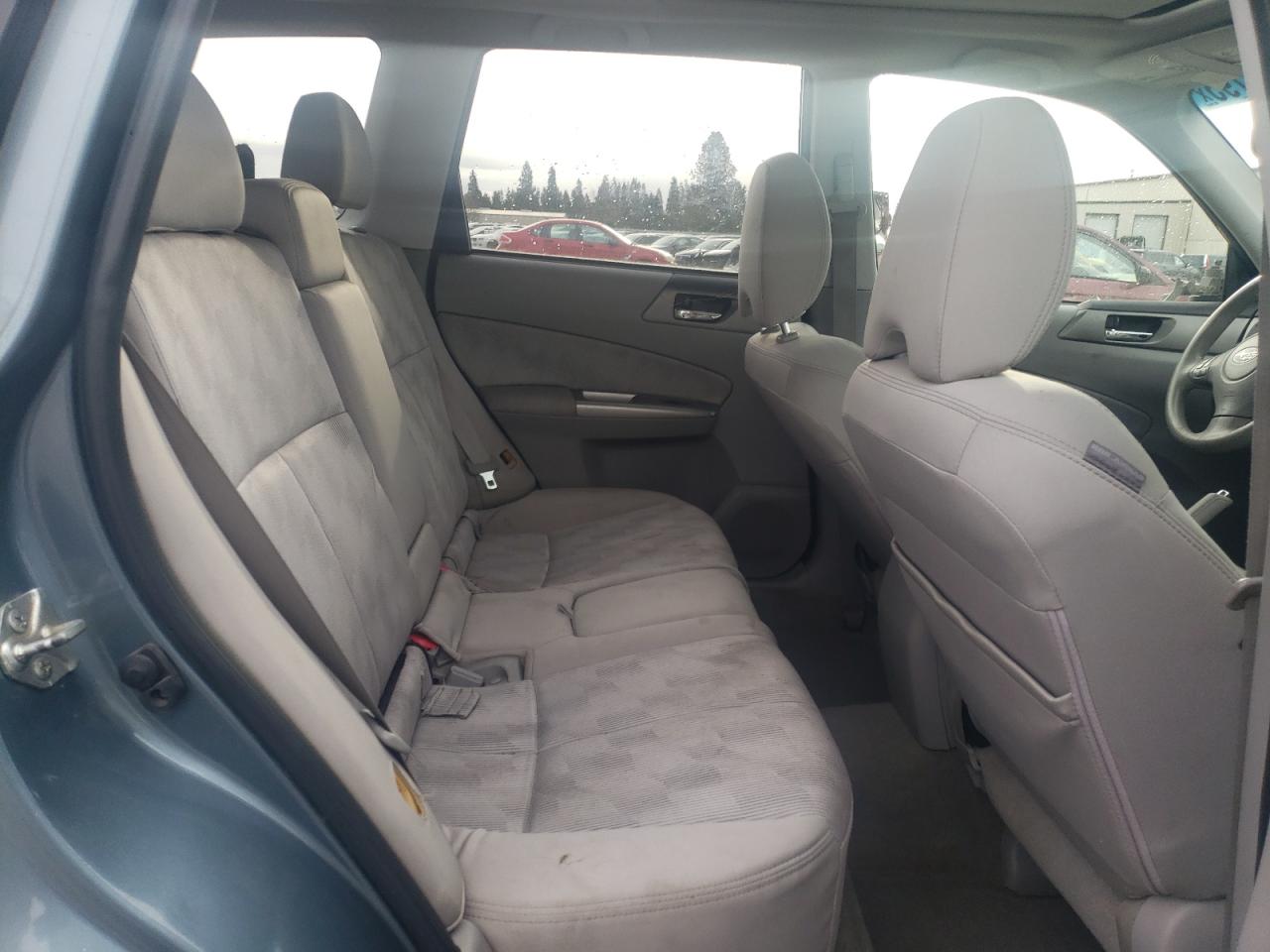 2010 Subaru Forester - Image 10