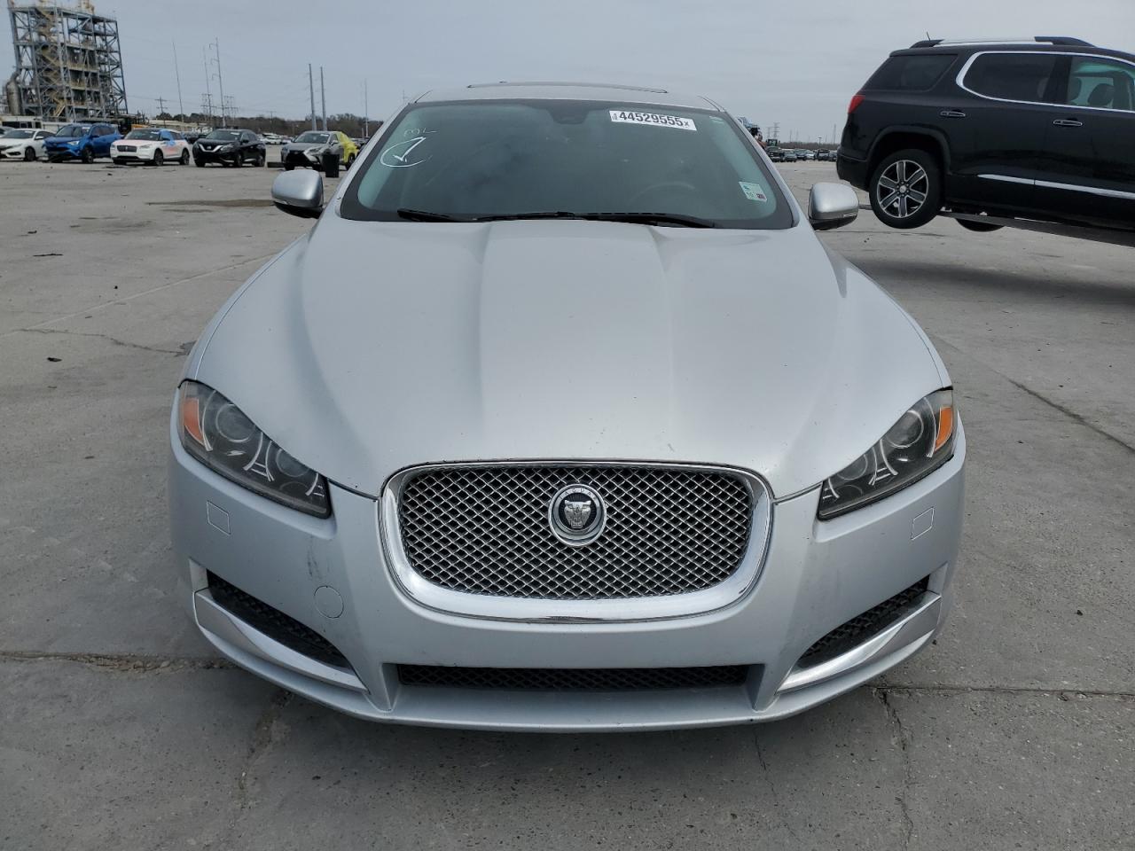 2012 Jaguar XF - Image 5