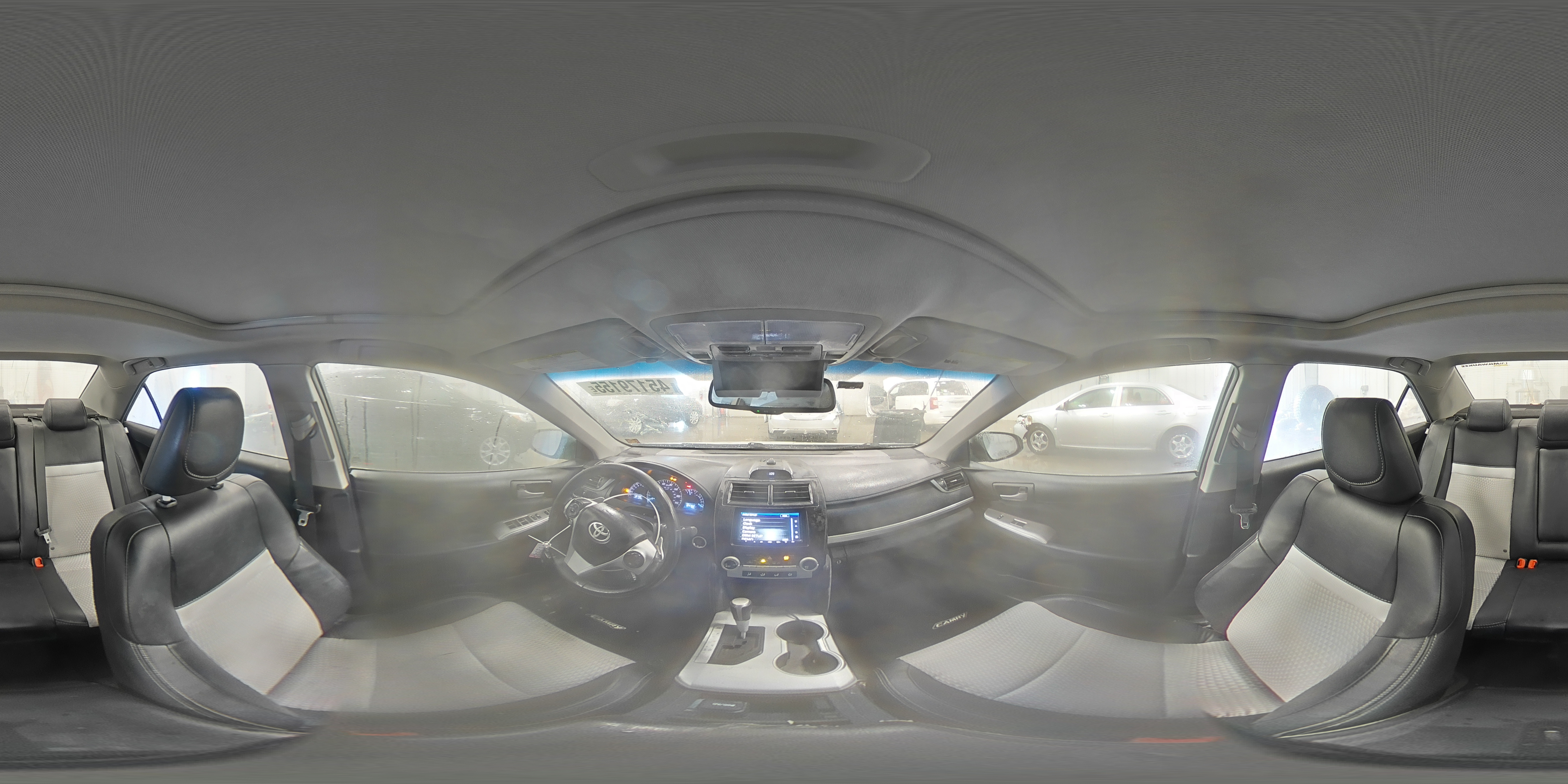 2012 Toyota Camry - Image 14