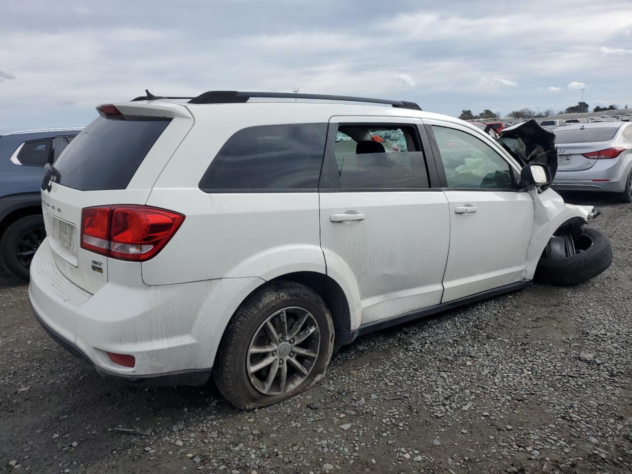 2015 Dodge Journey - Image 3