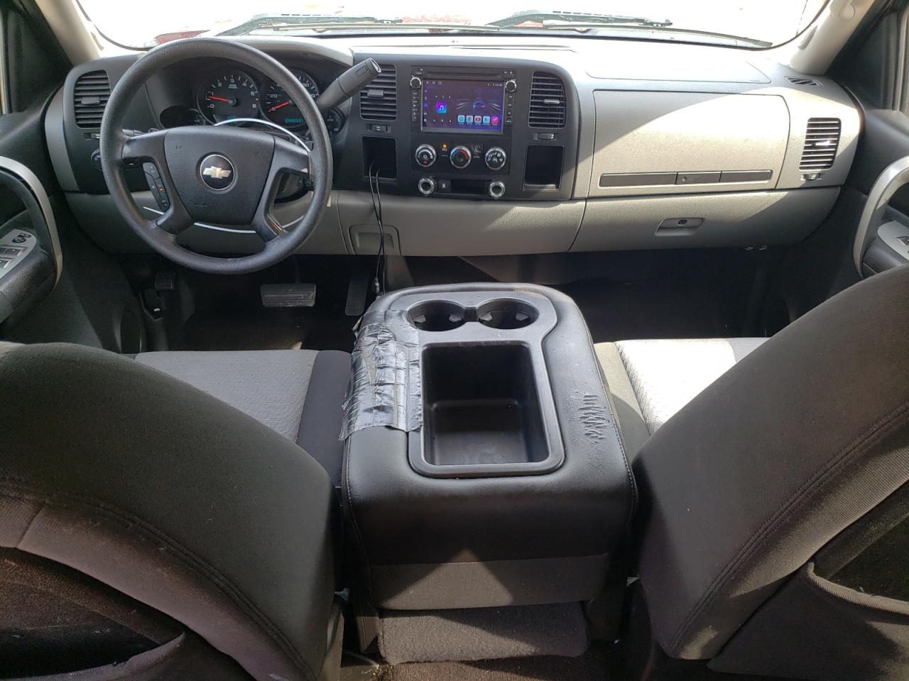 2009 Chevrolet Silverado - Image 8