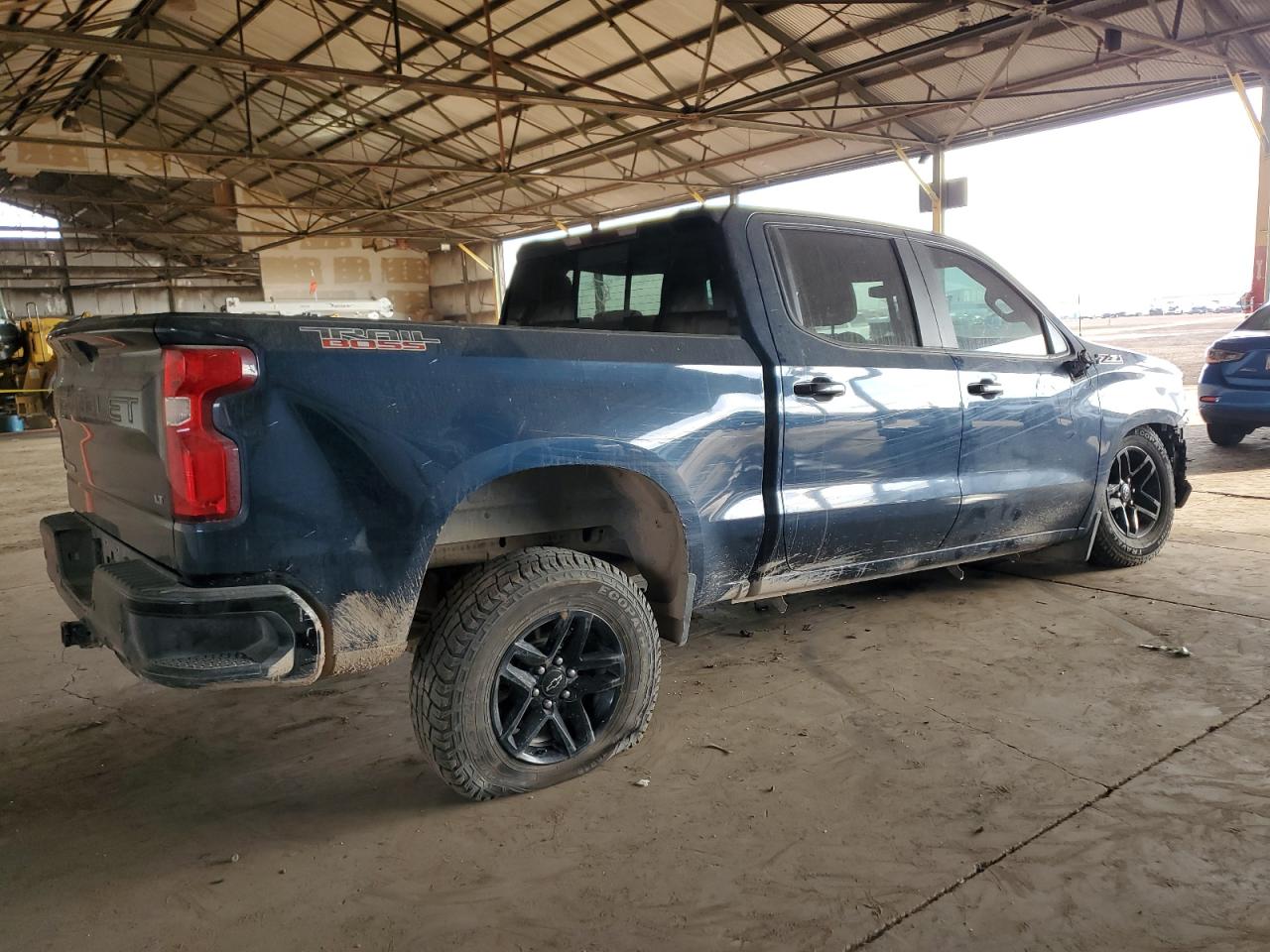 2020 Chevrolet Silverado - Image 3