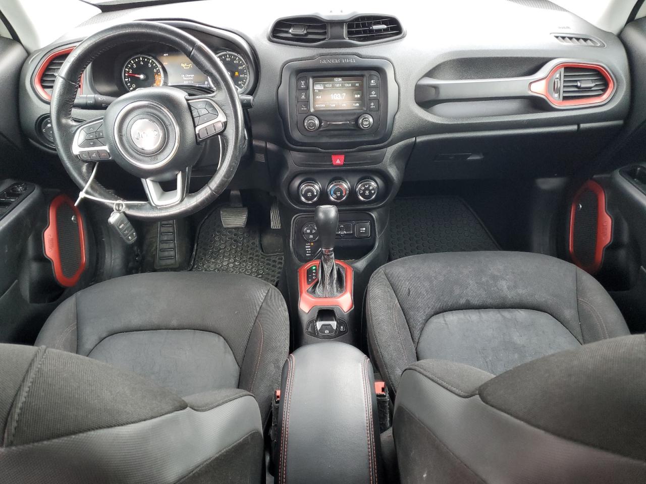 2016 Jeep Renegade - Image 8