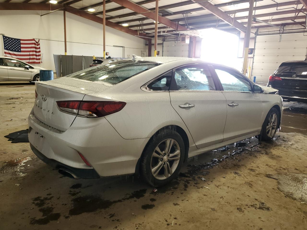 2018 Hyundai Sonata - Image 3