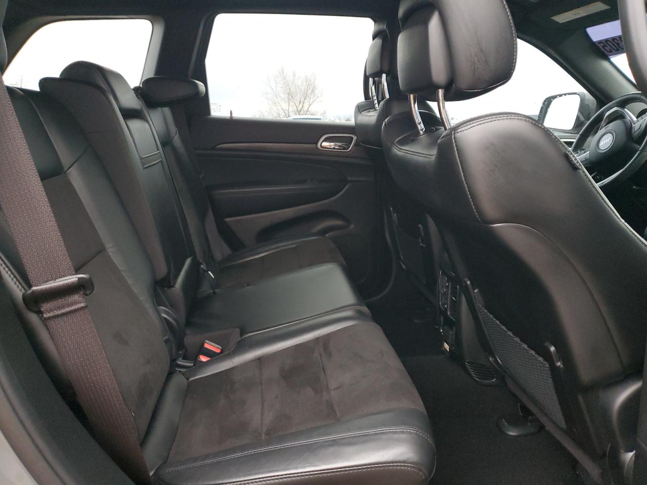 2021 Jeep Grand Cherokee - Image 10