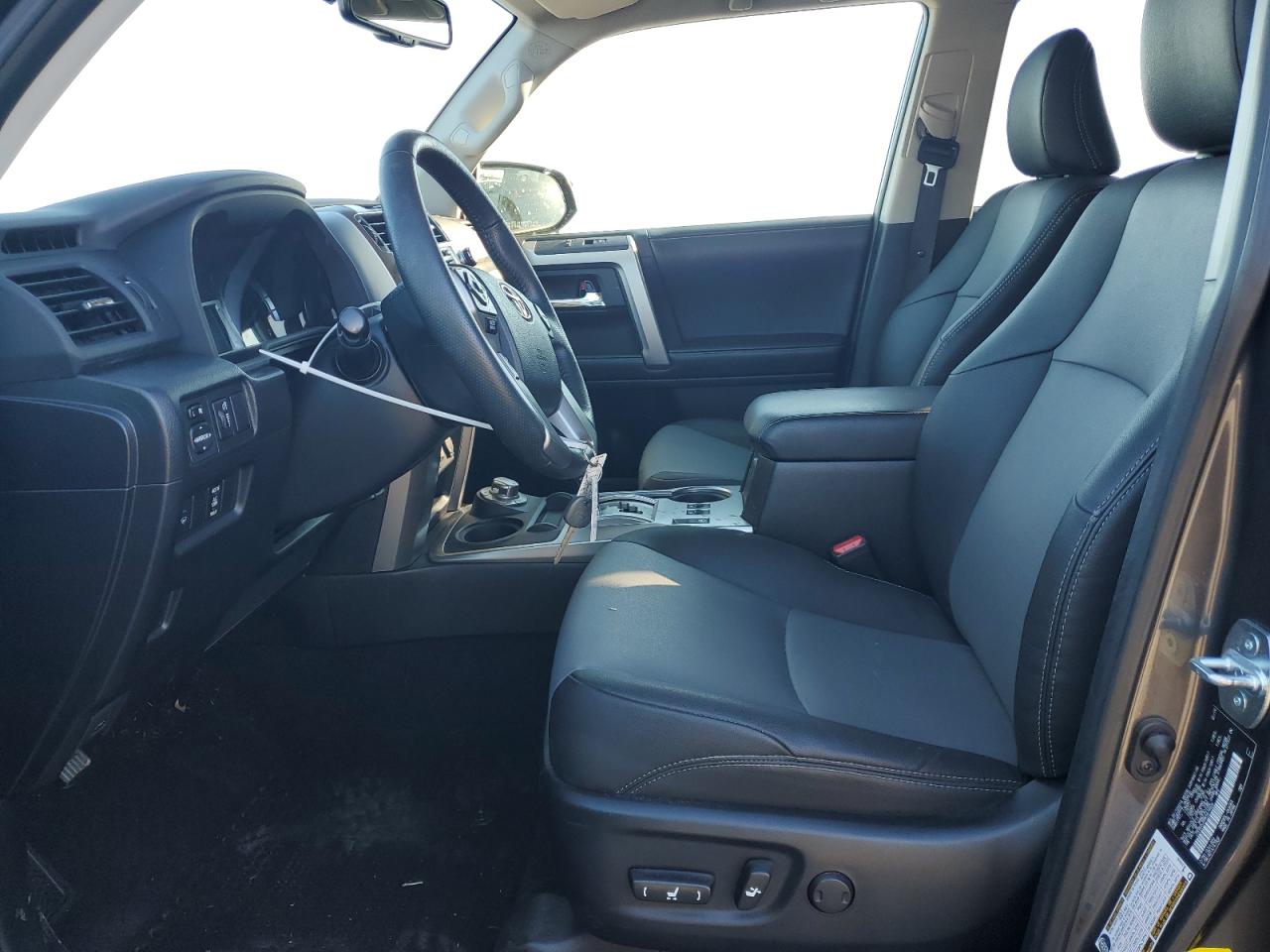 2019 Toyota 4Runner - Image 7