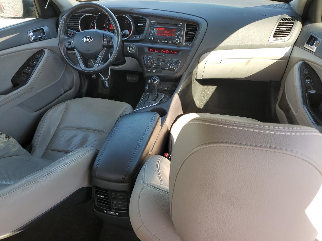 2013 Kia Optima - Image 8