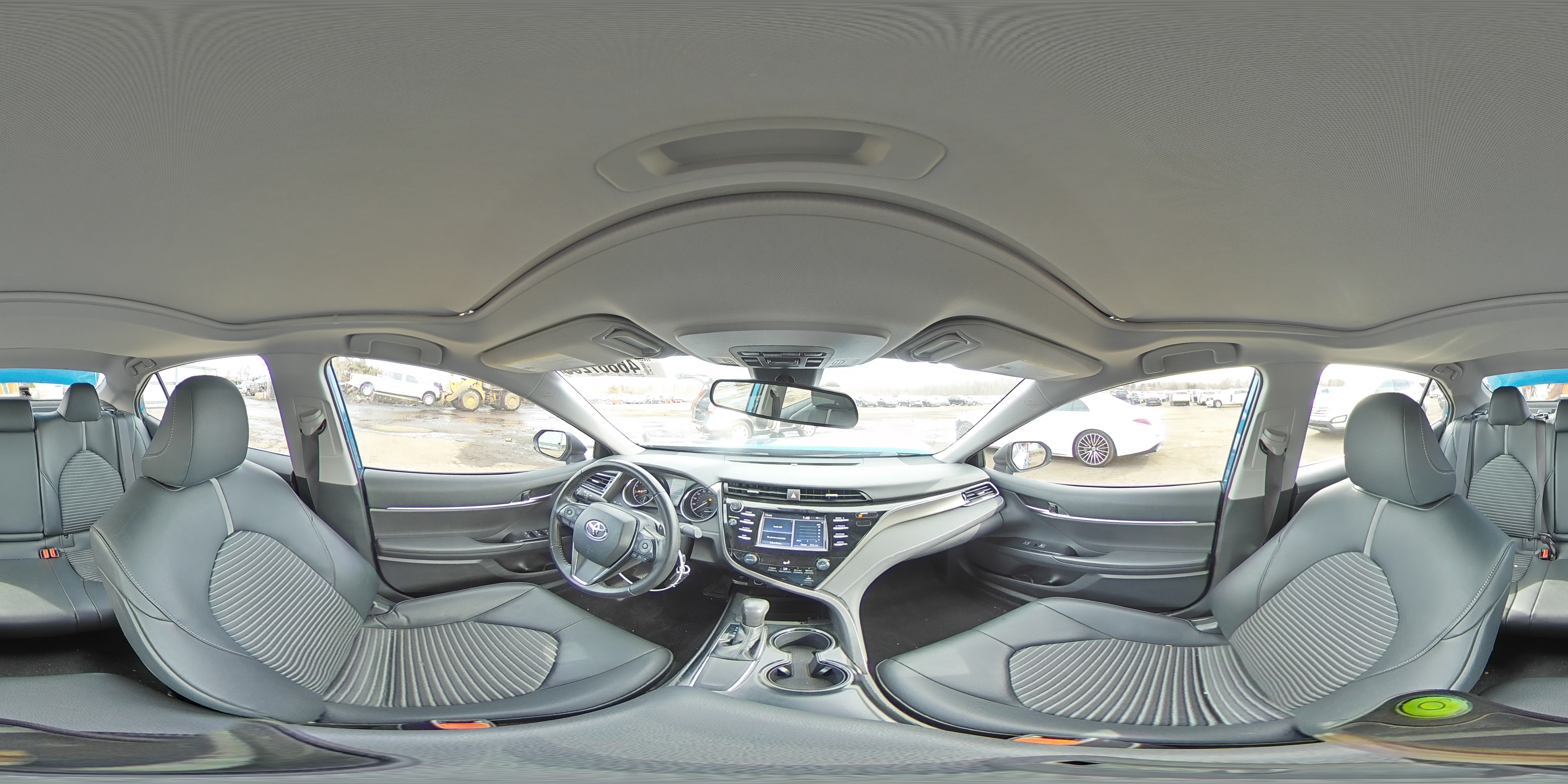 2019 Toyota Camry - Image 12
