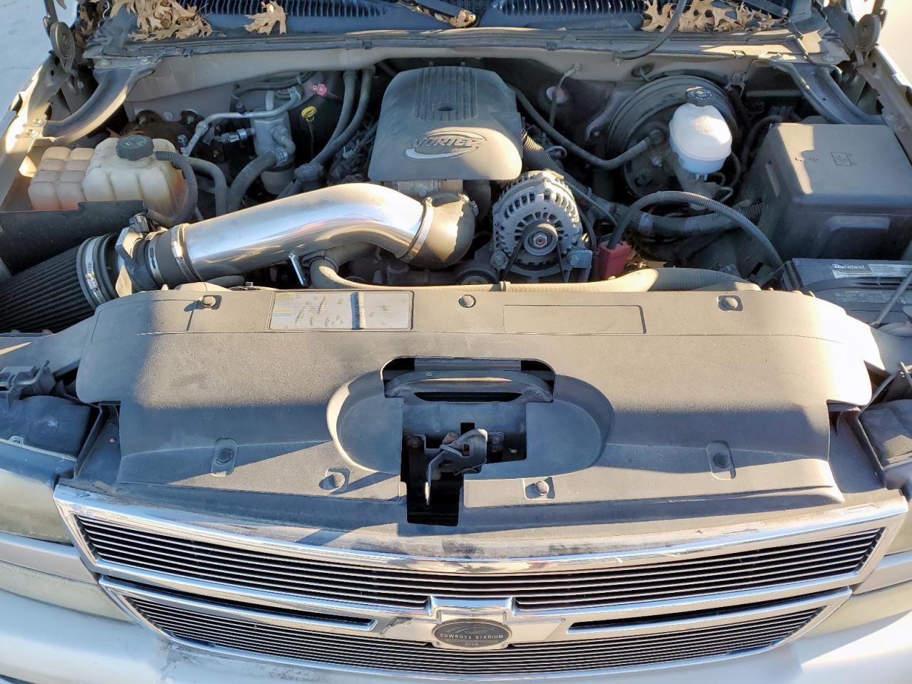 2006 Chevrolet Silverado - Image 11