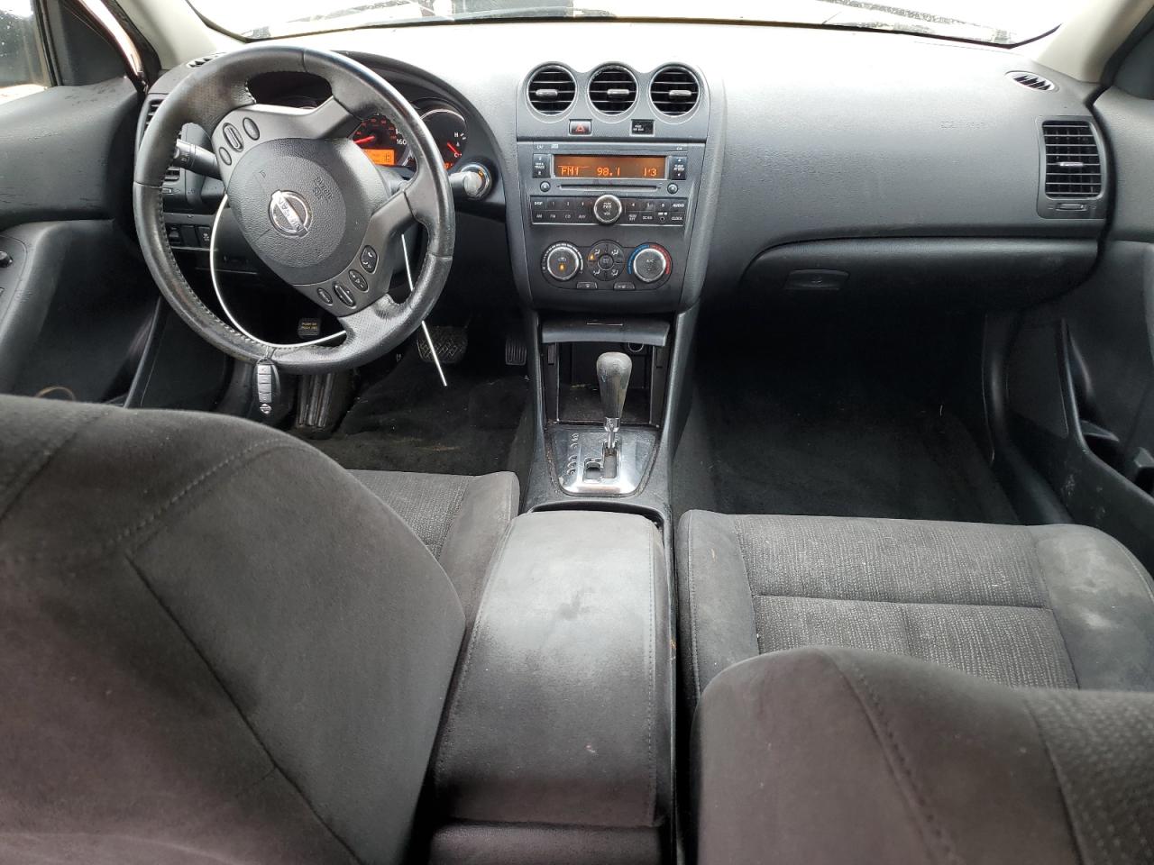 2012 Nissan Altima - Image 8