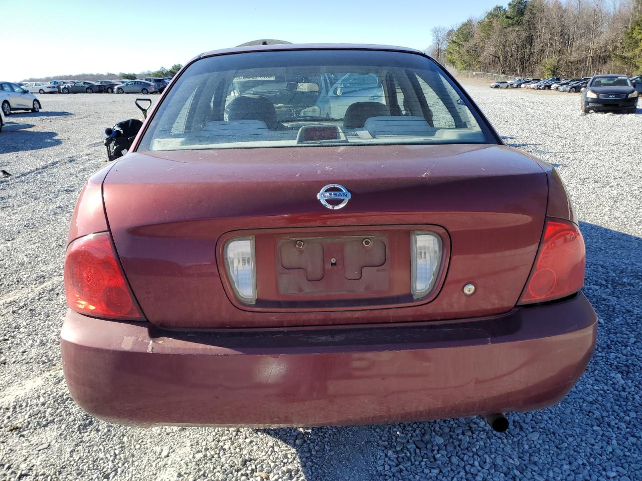 2005 Nissan Sentra - Image 6