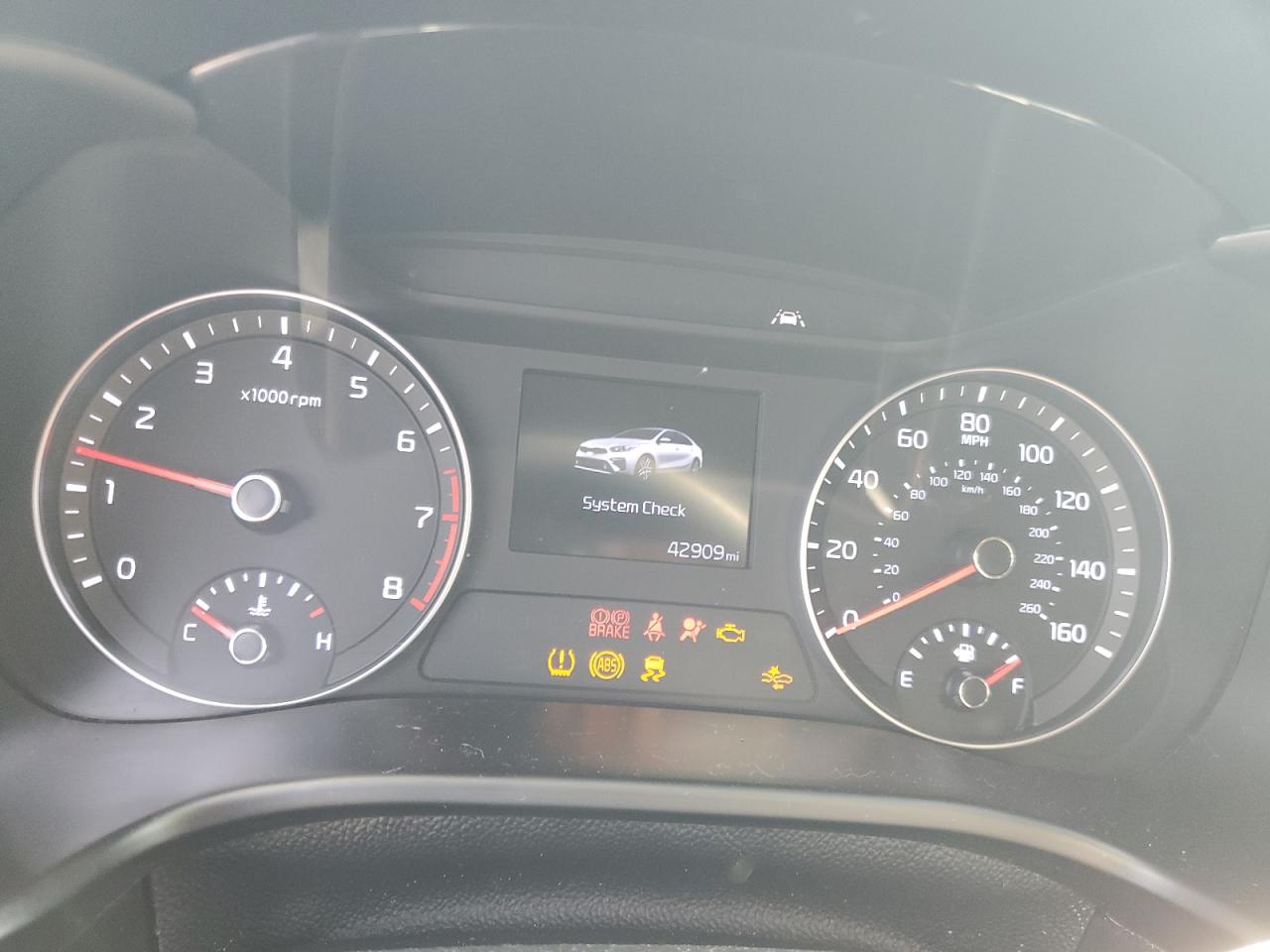 2020 Kia Forte - Image 9