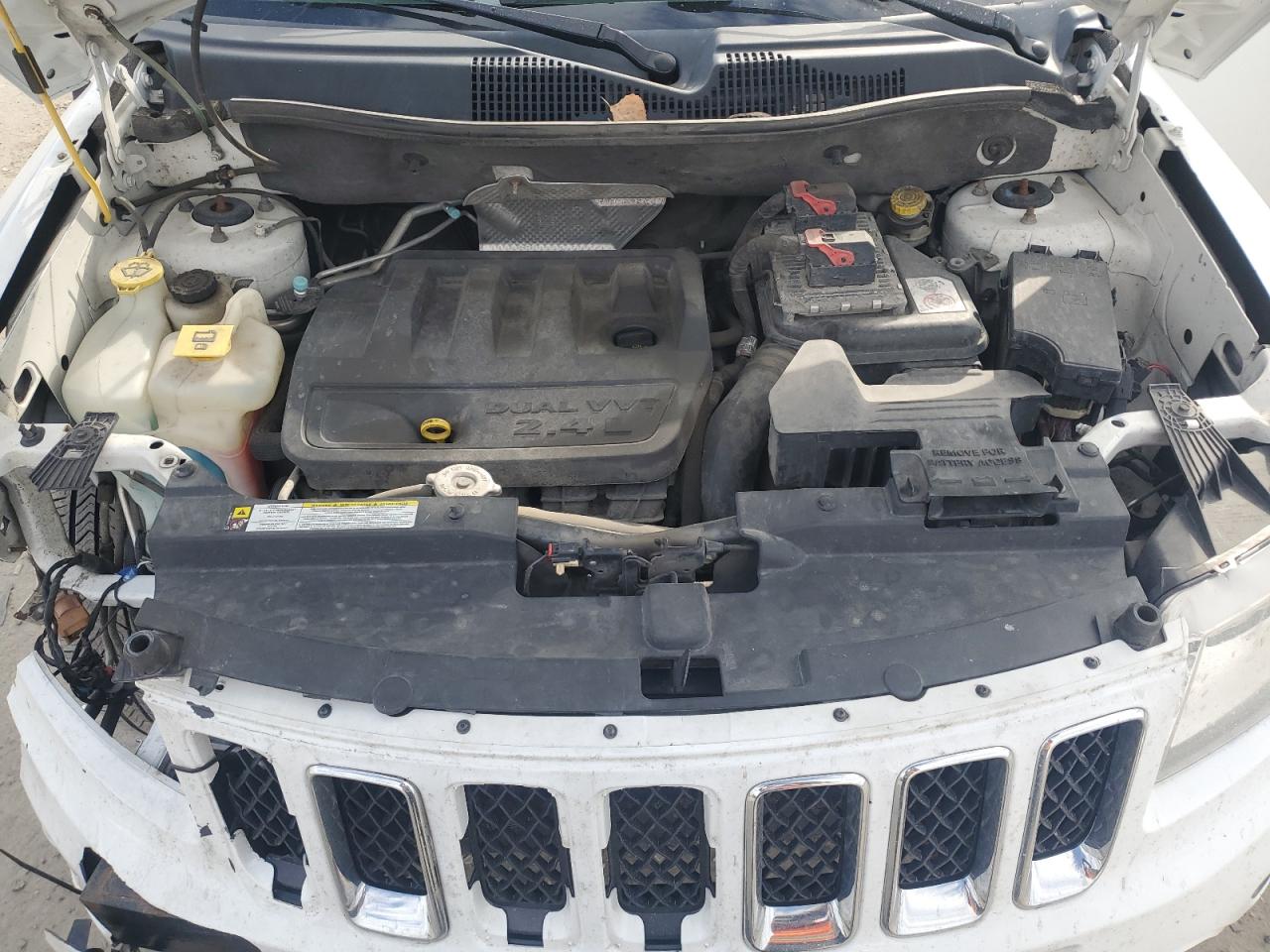 2012 Jeep Compass - Image 12