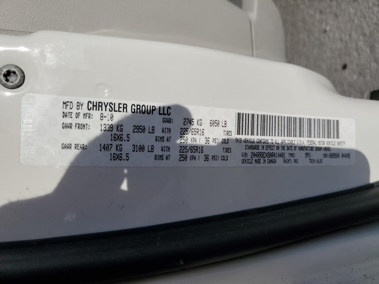 2010 Chrysler Town & Country - Image 16