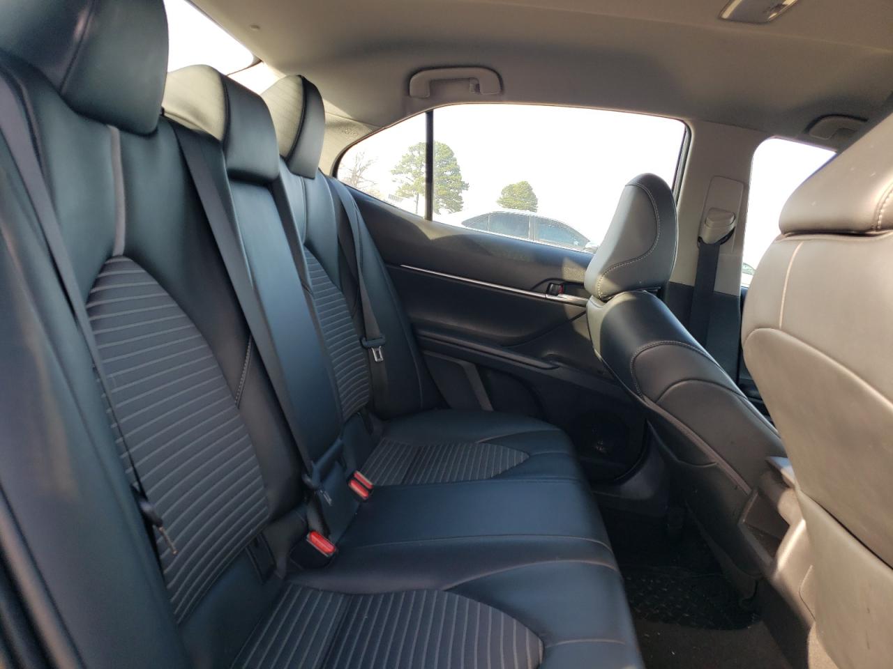 2021 Toyota Camry - Image 10