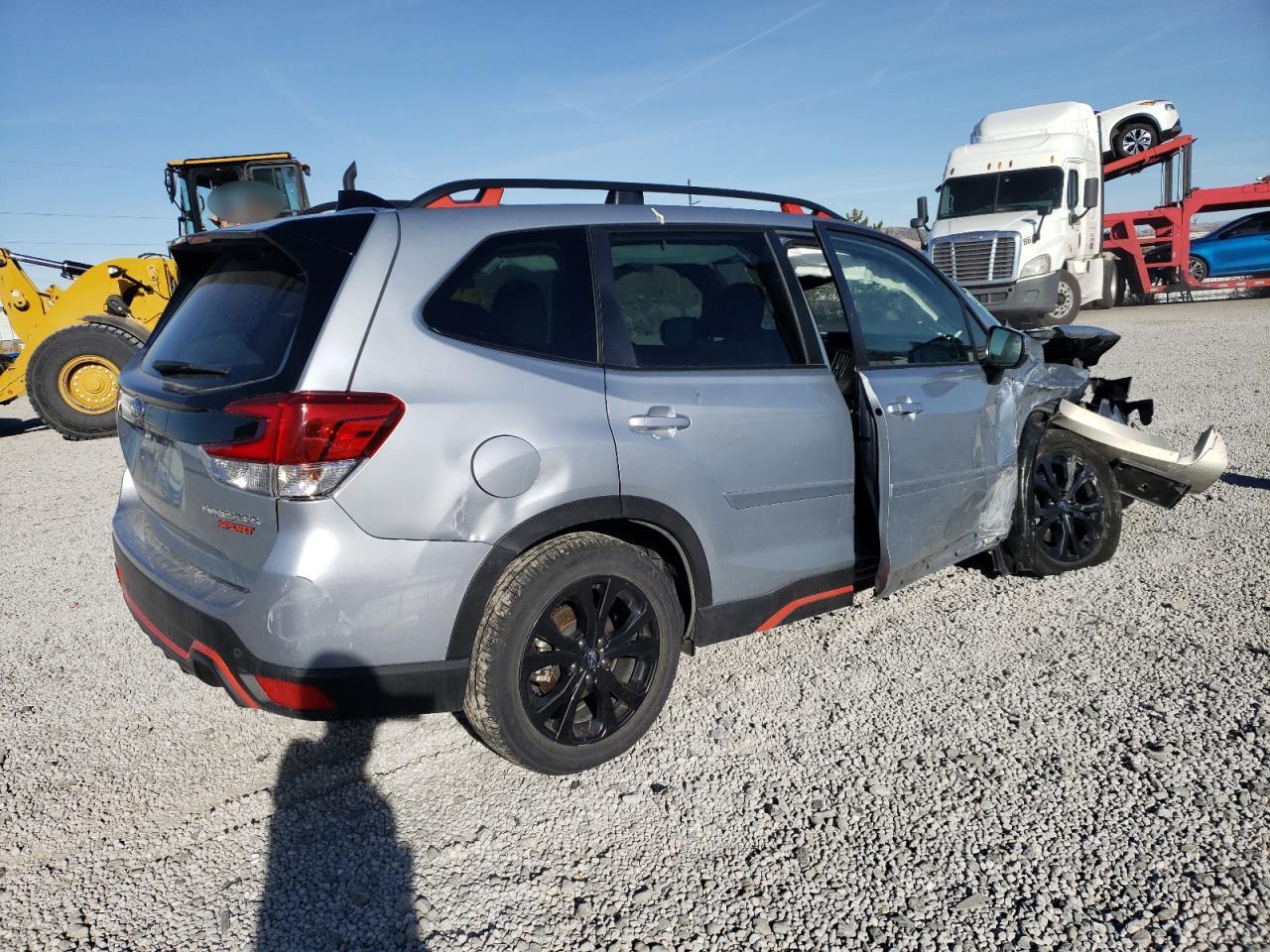 2024 Subaru Forester - Image 3