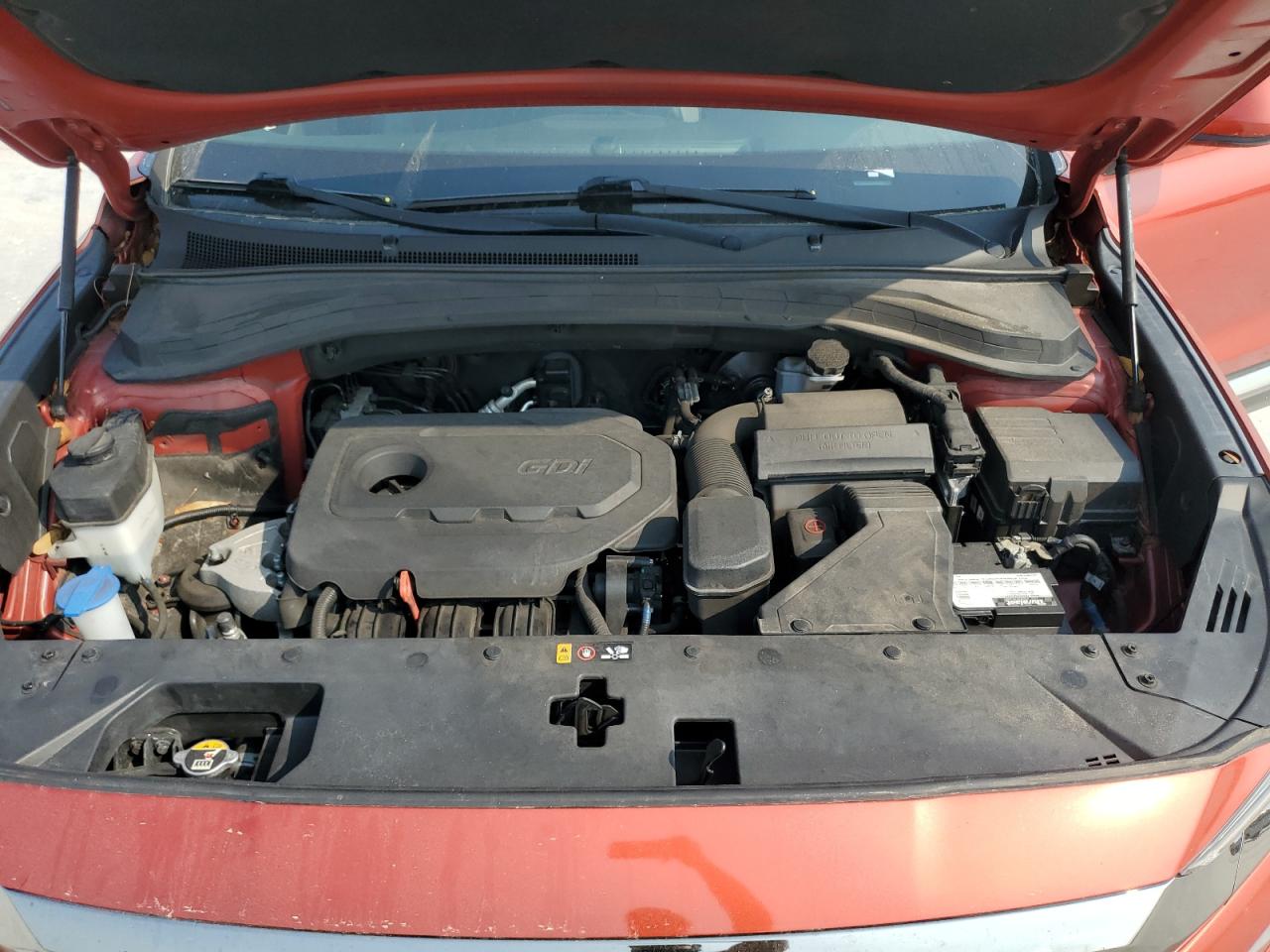 2019 Hyundai Santa Fe - Image 12