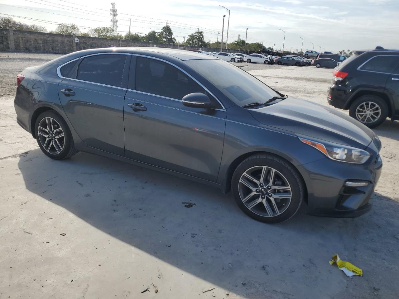 2020 Kia Forte - Image 4