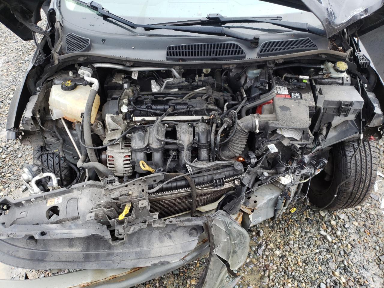 2014 Ford Fiesta - Image 13